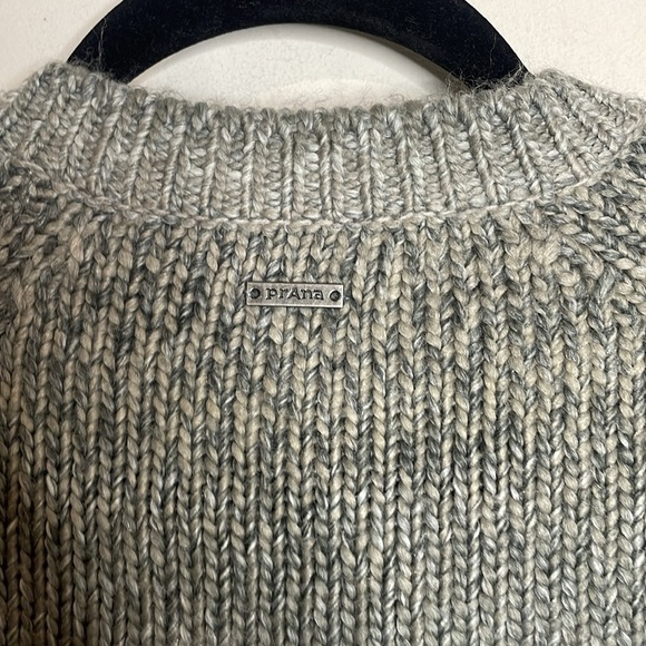 Prana | Womens Sweater Liesel Gray Striped Chunky Cable Knit V Neck Size Large - Picture 6 of 6